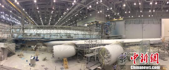 �й��׼�A380�״�ȫ��ά����β ��������Ͷ����Ӫ ���� ��