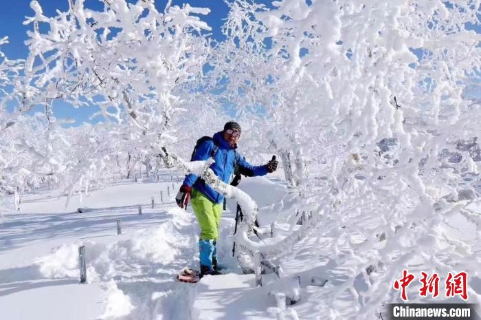 ������ѩ������������ ���ɽ������ͼ ��