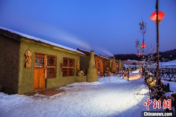 ���ɽ���״��ҹɫ�ľ����� ���ɽ������ͼ ��