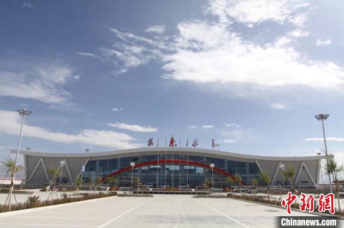 ͼΪ���ľ����������� ��